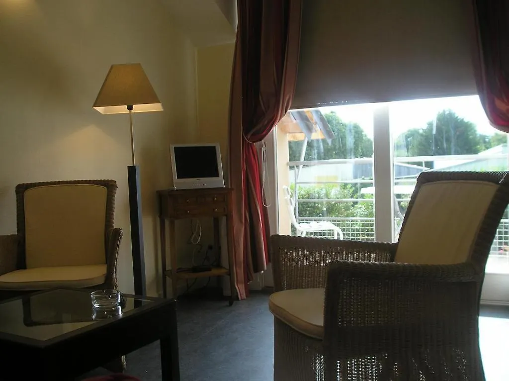 Logis Relais De Kergou Hotel Belz
