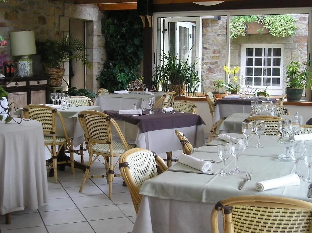 Logis Relais De Kergou Hotel Belz